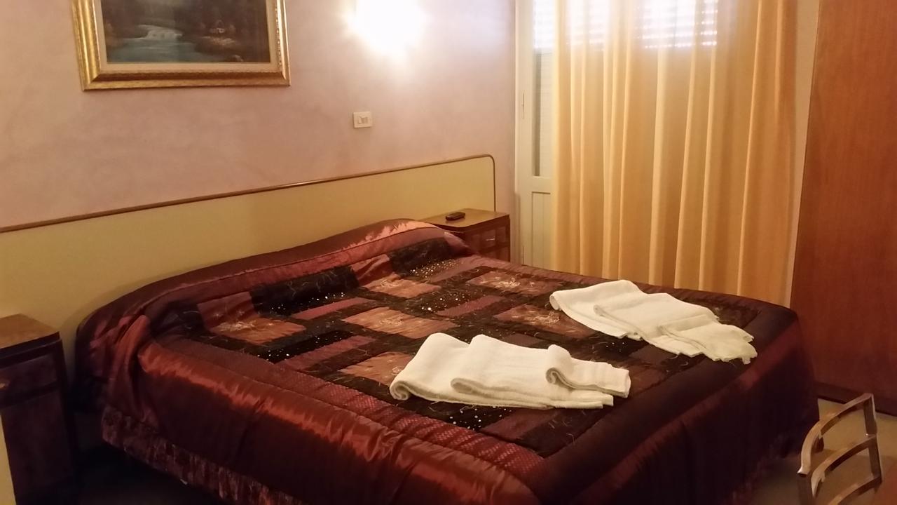 Hotel Pecci Rimini Dış mekan fotoğraf